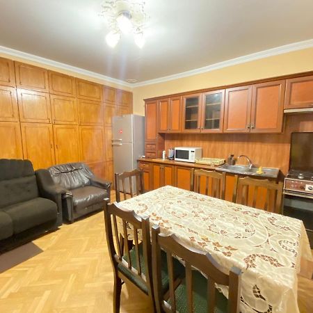 Davit'S Apartment 21 Тбілісі Екстер'єр фото