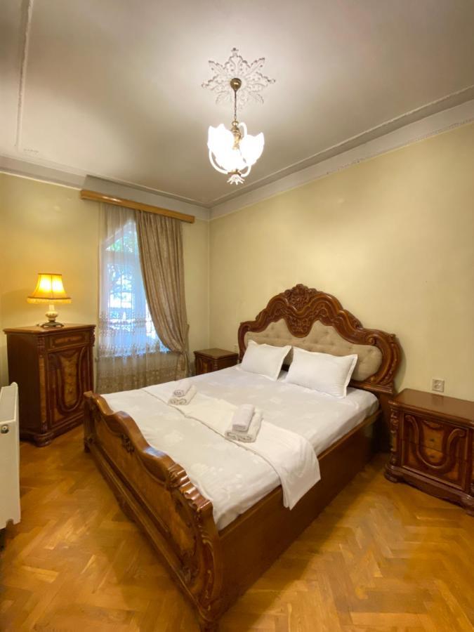 Davit'S Apartment 21 Тбілісі Екстер'єр фото